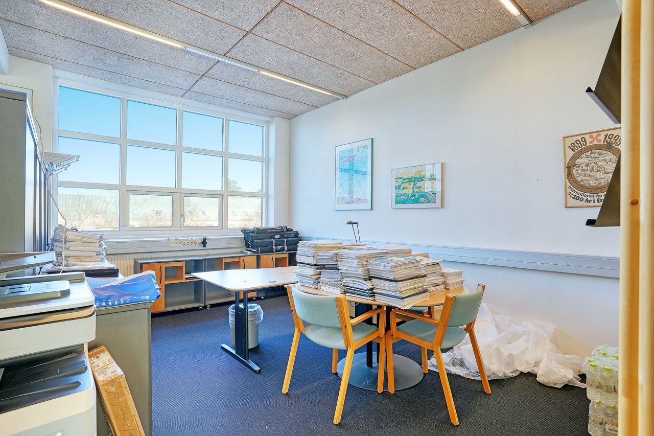 image 04